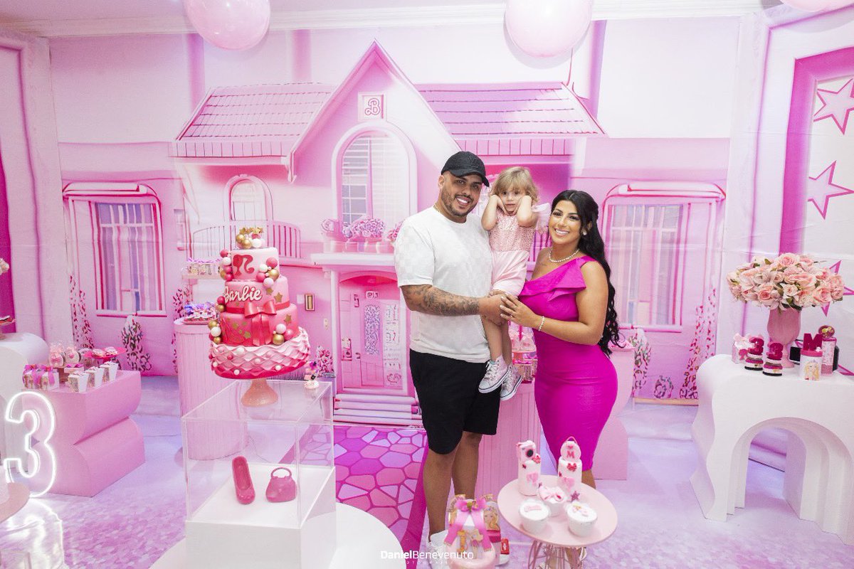thmultimarcas26's tweet photo. 3 aninhos da nossa caçulinha ❤️😍🥰 https://t.co/A2JofK0LiS