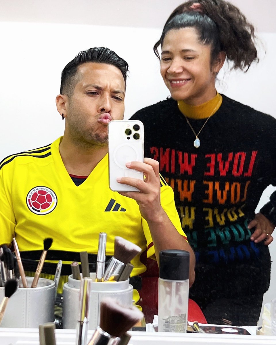 VAMOS VECINOS! 😎🙌🏼 
Con todo! 💪🏼😉⚽️