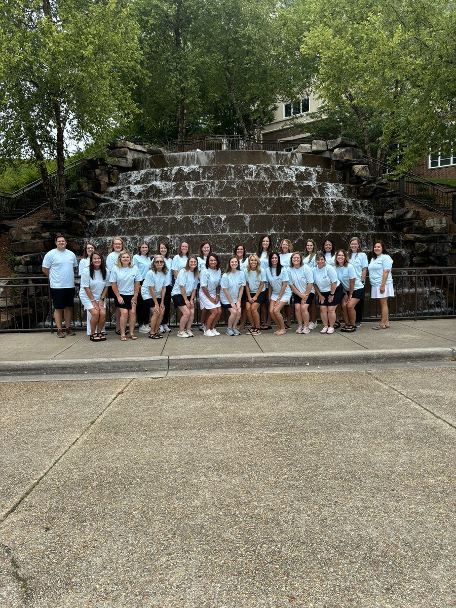 cullmanprimary's tweet photo. Our leadership team retreat was filled with intentional relationship building and establishing common goals  while prioritizing positive energy from The Energy Bus. We are excited to welcome the 2024-2025 school year as a Pre-K-2nd grade school. #bestwe https://t.co/4VDAcR3M9T