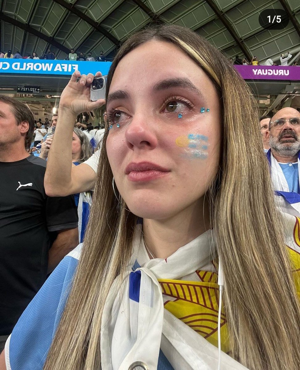 Uruguay va a volver a salir campeón el día que estos 3 hijos de mil puta desaparezcan de internet.
MUFAS,BURROS Y PAYASOS