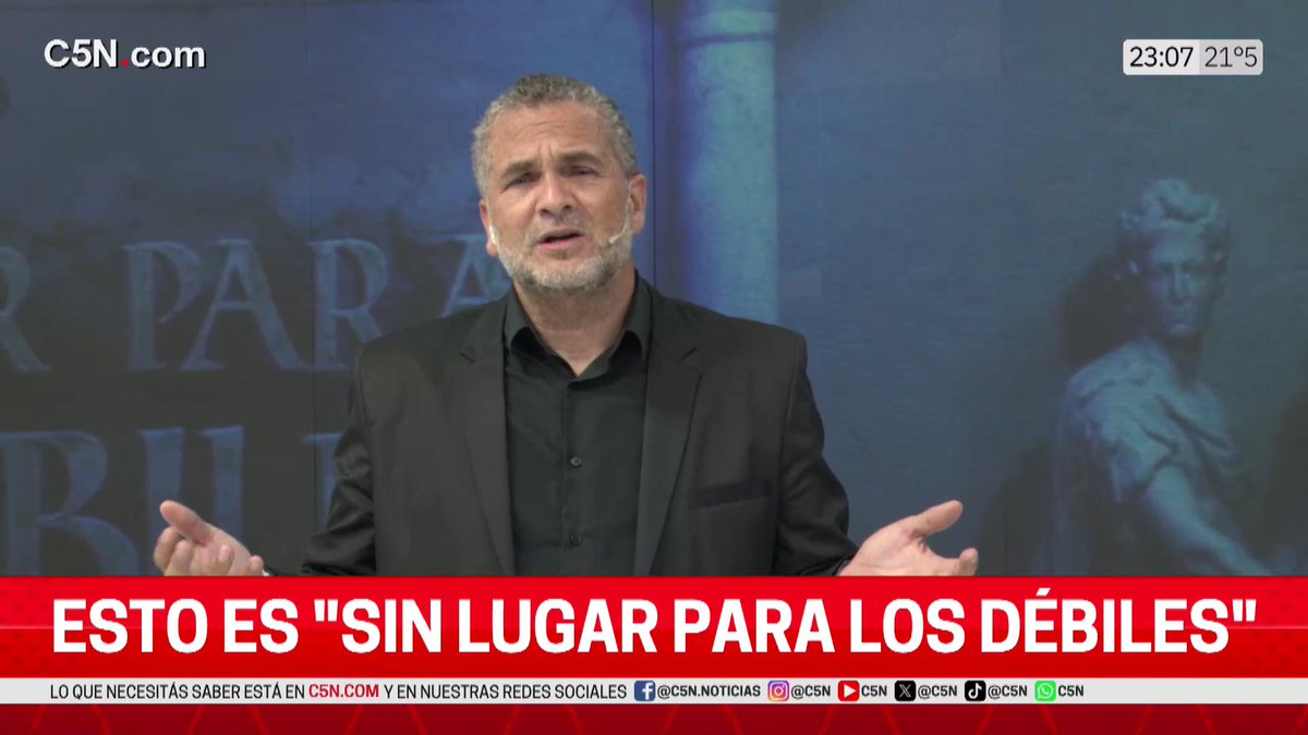 irebeya's tweet photo. #SinLugarParaLosDébiles x
@C5N: @fernandoborroni @Abilassalle con Nicolás Caropresi👏
En construcción colectiva y en guardia lúcida #Unamos. Venceremos!🇦🇷 difunde👇 https://t.co/9svQcfizSi