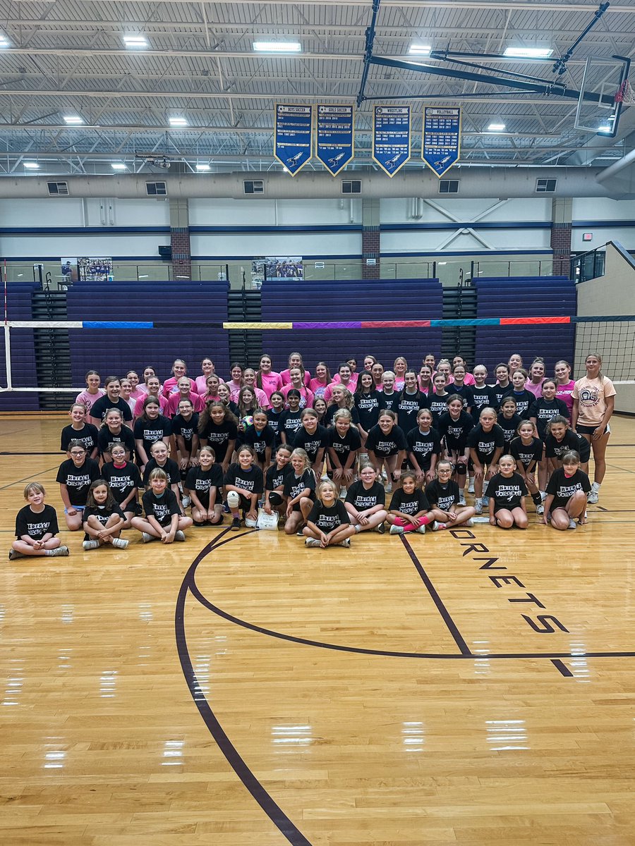 VC_Volleyball's tweet photo. What a great 3 days of MS and Youth camp! Congrats to our Day 3 award winners! Loved getting to see all of the girls in the gym and our HS girls being great leaders! Lot to look forward to! π #goalfish #vcvb https://t.co/jW500qgQoX
