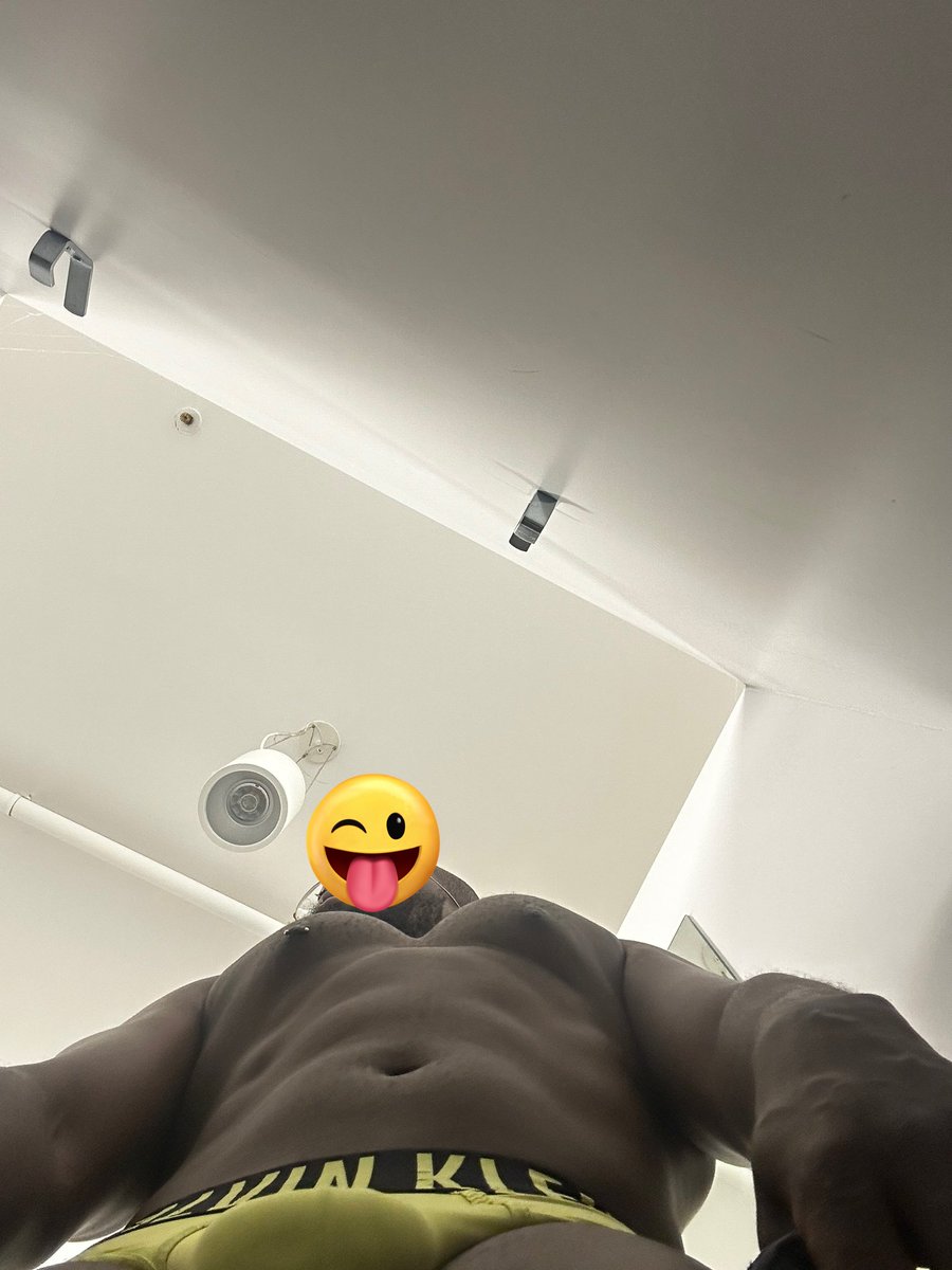 Bree___zy's tweet photo. POV https://t.co/KKJuOIvXBj