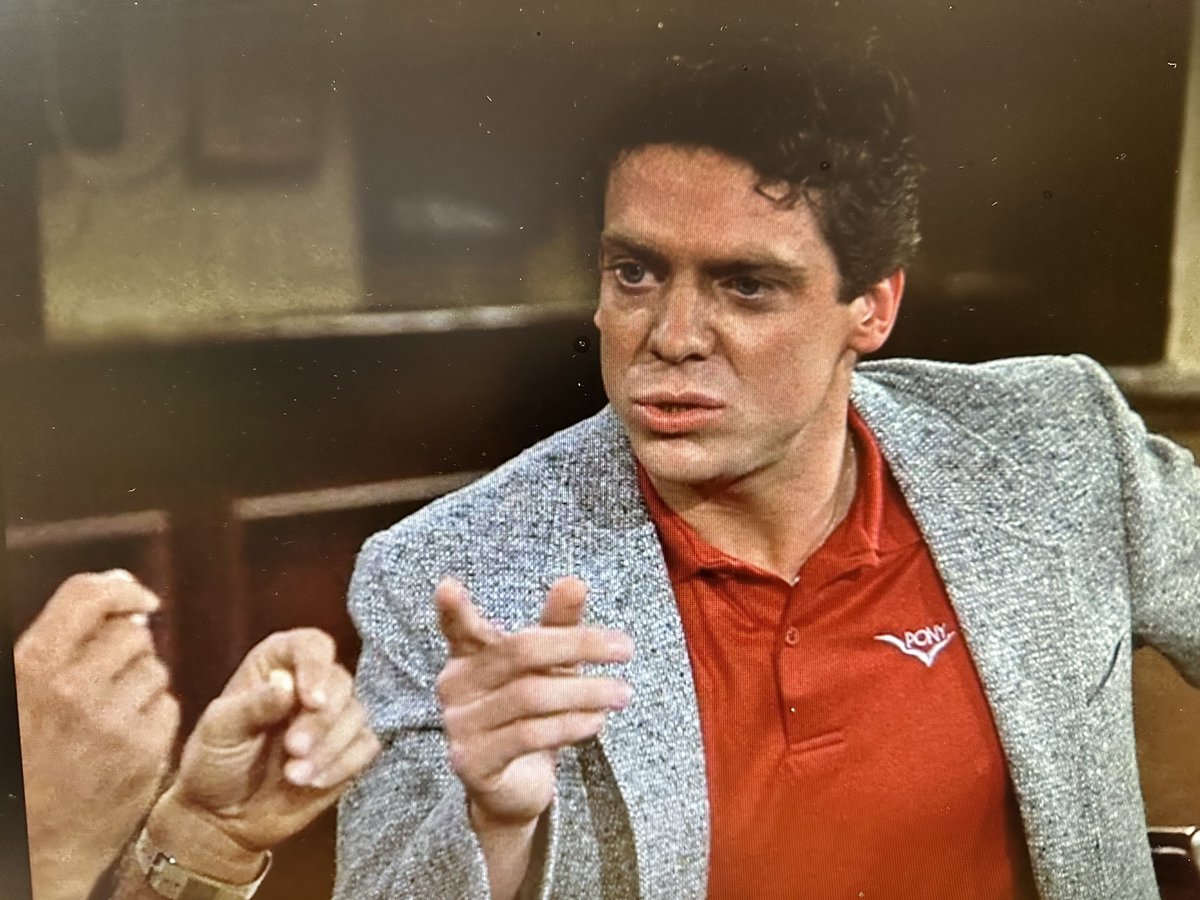 oscar_castro's tweet photo. Let’s never forget Rick Walker lost Mayday Malone’s lucky bottle cap @shootermcgavin https://t.co/PkCRsGZdc5