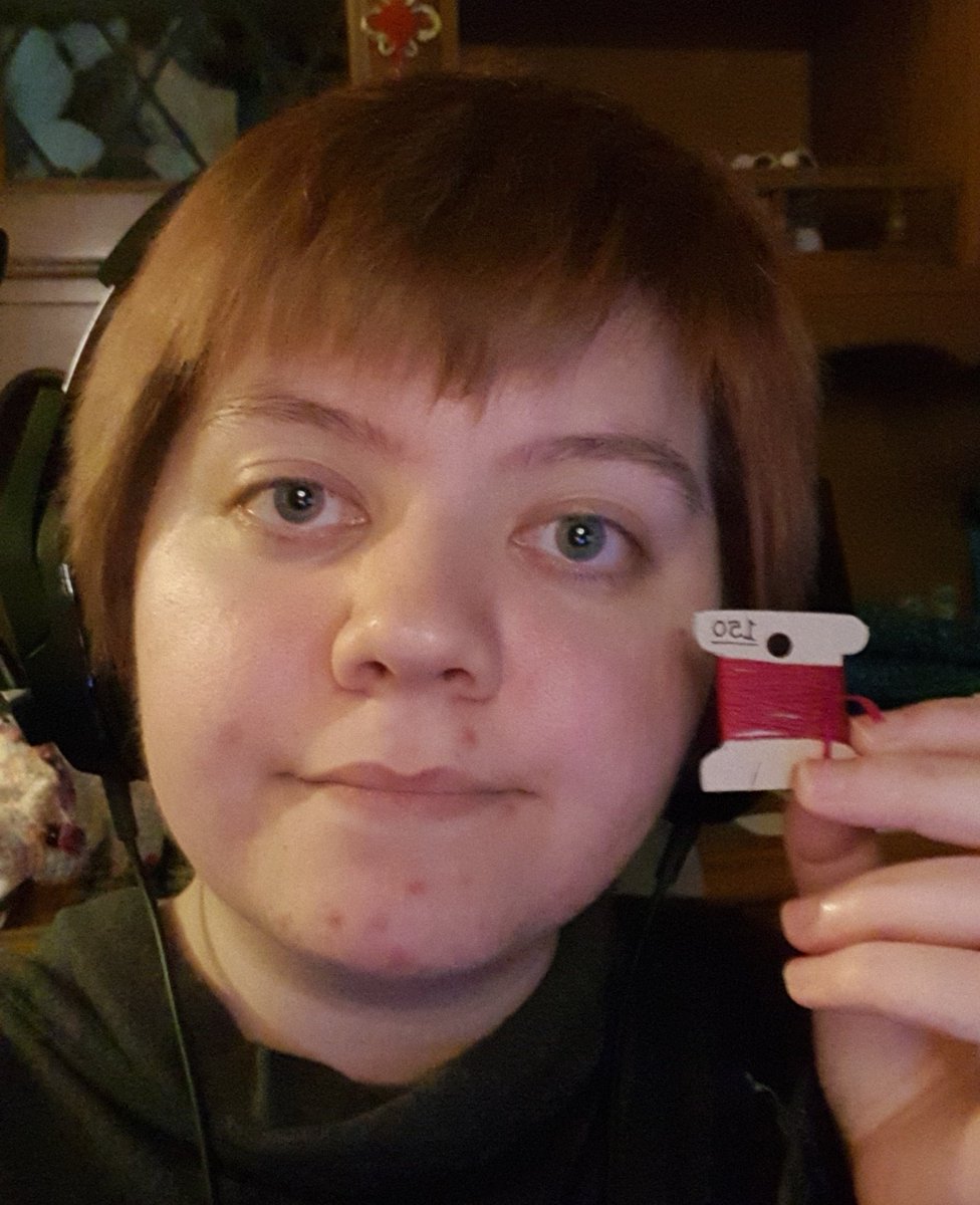Piko_owo's tweet photo. We are cutting some thread holders before we do stardew!!

#StardewValley #twitch #twitchstreamer 
https://t.co/lIRUbHFy1E https://t.co/ZQ9hx6SnUa
