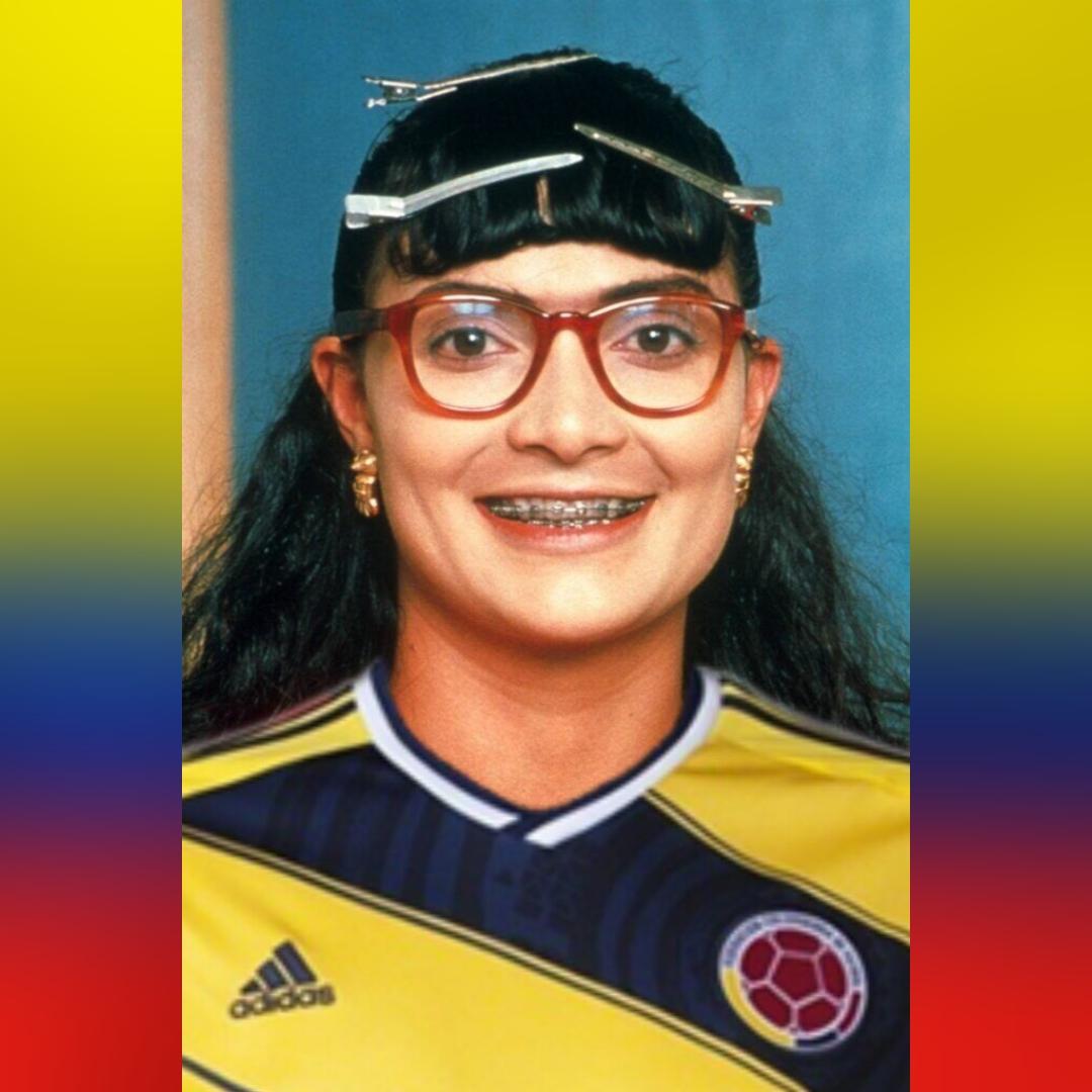 OutOfContextYSB's tweet photo. Mi jefe: Bueno, vamos a conectarnos en videollamada.

Yo: https://t.co/Sq6H9ZEOJa