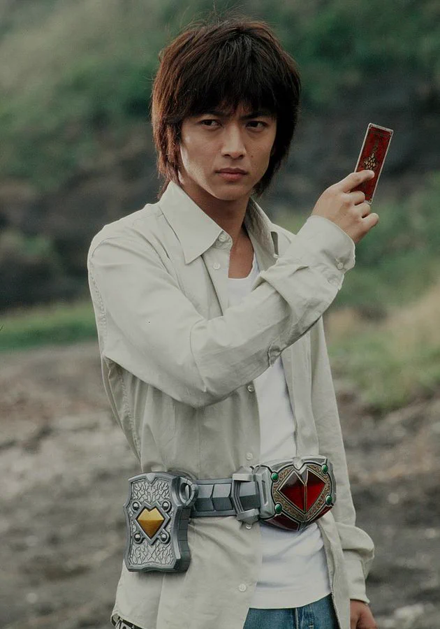 新品 仮面ライダー剣 下敷き 相川始 森本亮治さん　仮面ライダーカリス　したじき 仮面ライダー図鑑【非公式】 on X: 