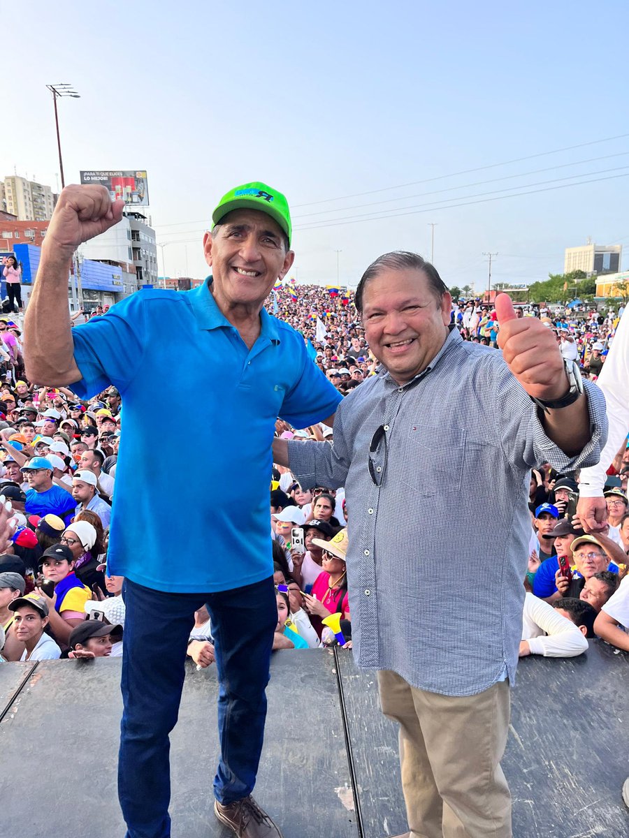 LaCausaRAnzoate's tweet photo. La Causa R Anzoátegui presente en la gran movilización de nuestra líder nacional María Corina Machado y nuestro candidato Edmundo González. Junto a nuestro líder nacional @andresvcontigo hemos hecho un gran trabajo juntos hasta el final. 
#Hastaelfinal #LaCausaEsVenezuela #LCRanz https://t.co/TnisyWLkDP
