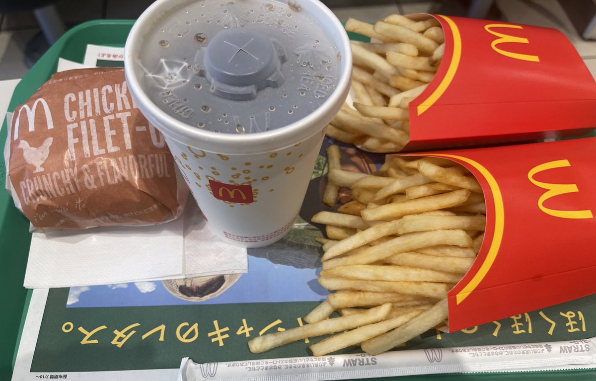 モバイルオーダーの操作間違えてチキンフィレオのポテトLセットに加え