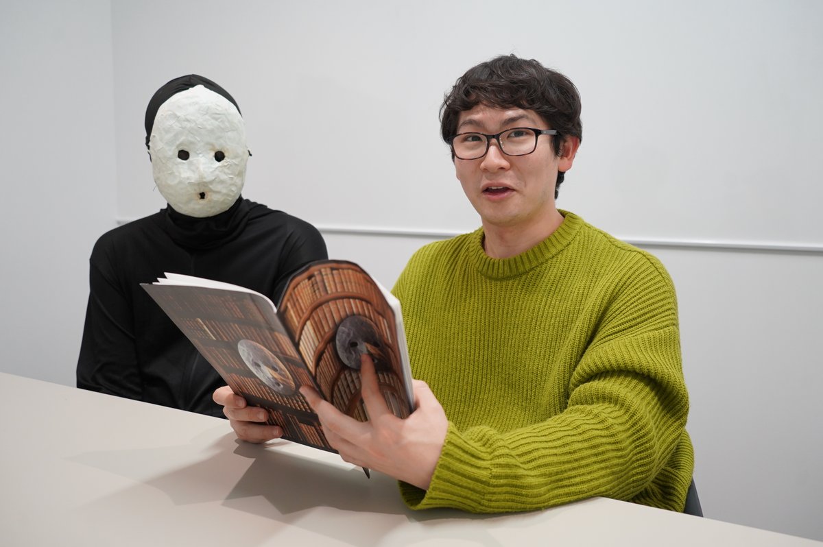 comi_kamado's tweet photo. 【8/3(土)発売】
みくのしんが「走れメロス」を読む記事が本になりました！
ライター仲間である雨穴の書き下ろし短編のほか、もう2本の新しい読書も収録しました！
今年の夏はみくのしんと本を読もう！！

↓予約はこちら↓

▼本を読んだことがない３２歳がはじめて本を読む
https://t.co/5eAwuNmOZk https://t.co/EaYSbv8bSF
