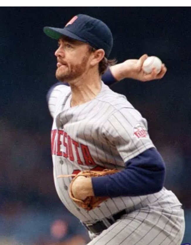 stutodden's tweet photo. @FB_Helmet_Guy Bert “Be-Home-Blyleven” https://t.co/G8MY9V5Oy8