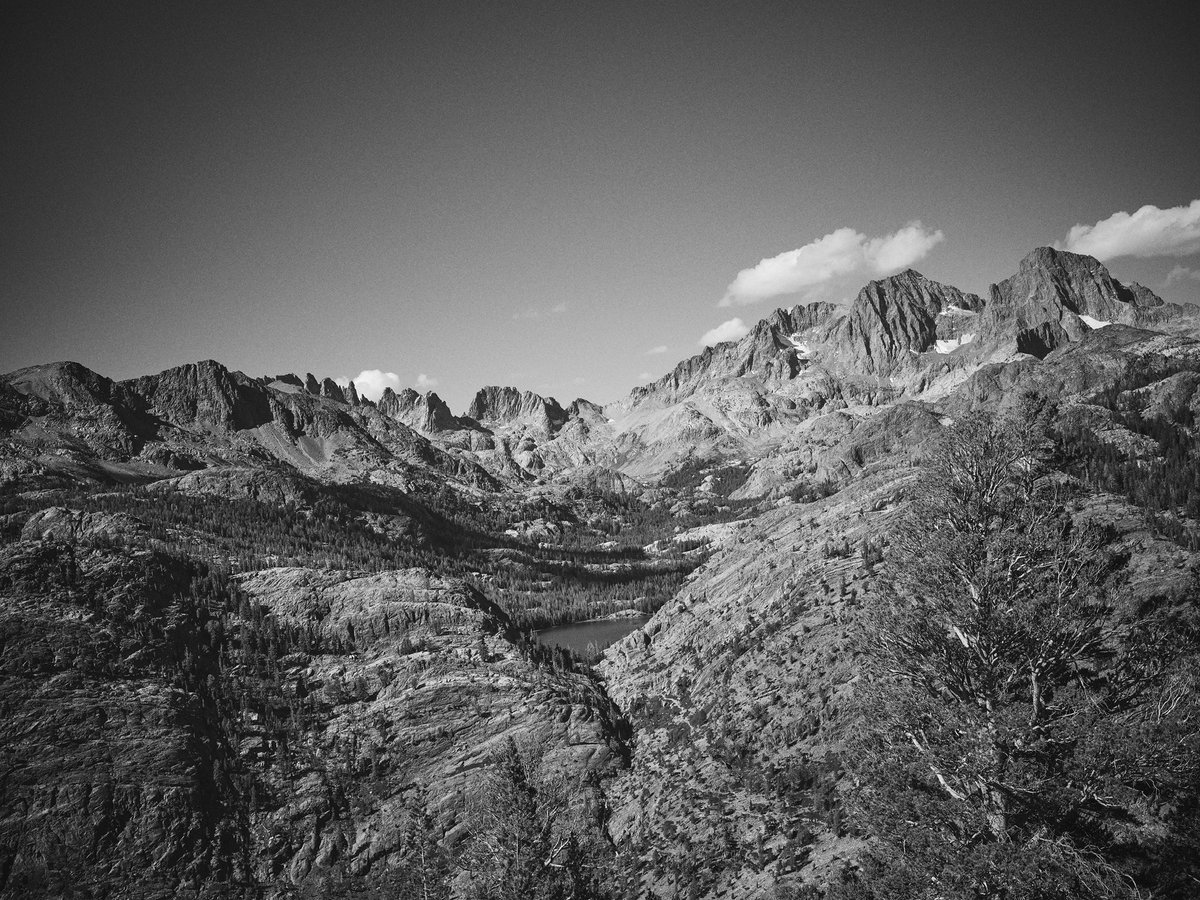 Brett Walker (@brettmakesart) on Twitter photo 