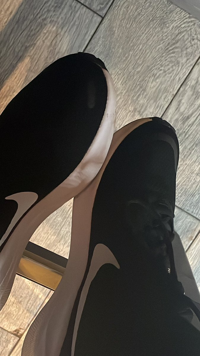 CelestialPrint's tweet photo. Hard working Momma tonight Will you cum 💦and rub my feet 🦶 https://t.co/w6ByoLLMSj
