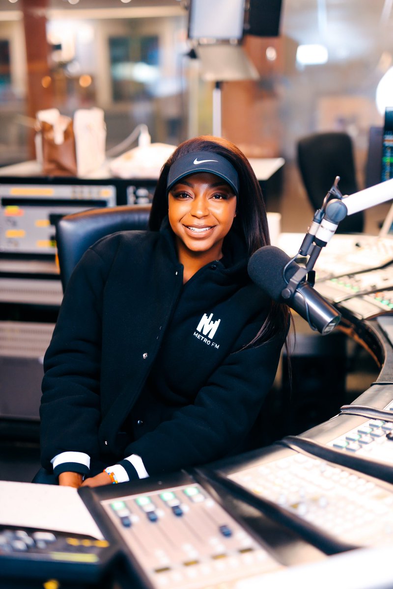 KhutsoTheledi's tweet photo. Right now, you may be tired, but rest assured, God is not! I know you’ll get through it—you’re just tired of going through it. 

Keep pressing forward and keep the faith! Remember, the purpose exceeds the pain.

One day, you will look back and say with confidence, "This is why God put me here." When you understand that God is never late, you wait differently. So, do whatever makes you happy because the days aren’t coming back. 

The life you’re living is the legacy you’re leaving!

Protect your energy, protect your peace, and let’s #BreakAwayWithKhutsoTheledi on @METROFMSA from 9 AM to 12 PM. #AHiFambeni Have a blessed Thursday!