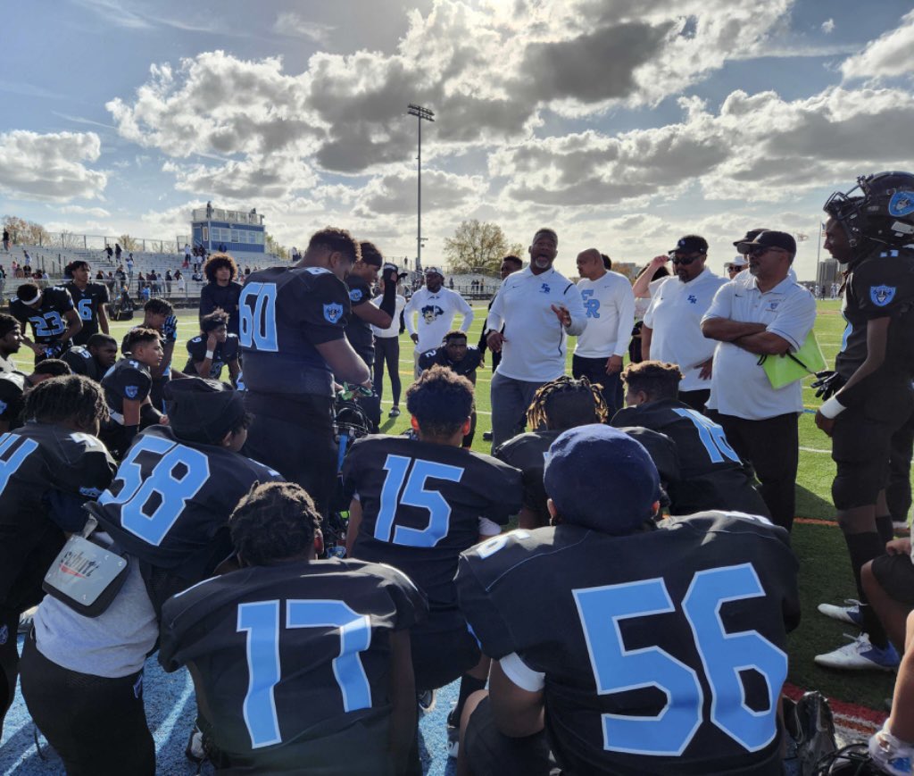 For the next 2 years I will be attending Elenor Roosevelt I wanna thank god and my family for this opportunity #goraiders 
#allglorytogod