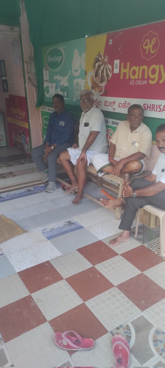 ARenu30's tweet photo. Indian uncul.. 🥰 https://t.co/aTfarb1fNT