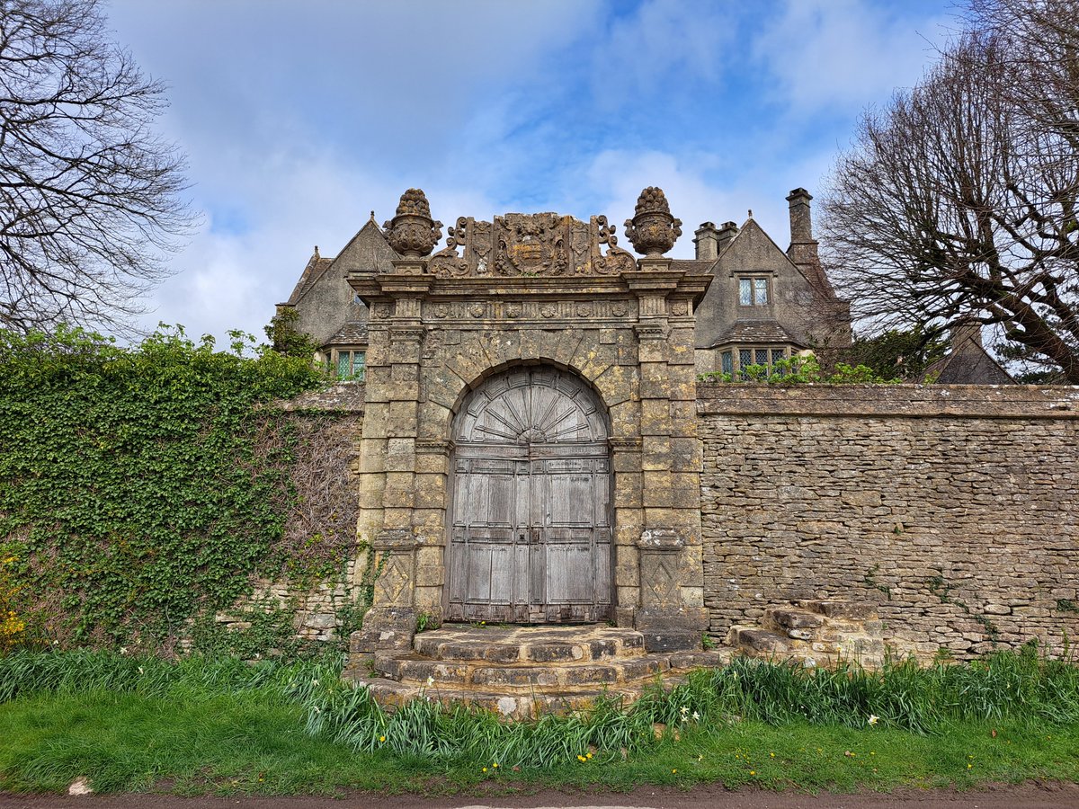 #CotswoldWay Highlight 13 of 20: Cold Ashton Manor House – the 17th-century Renaissance-style gateway, with mounting block to the right