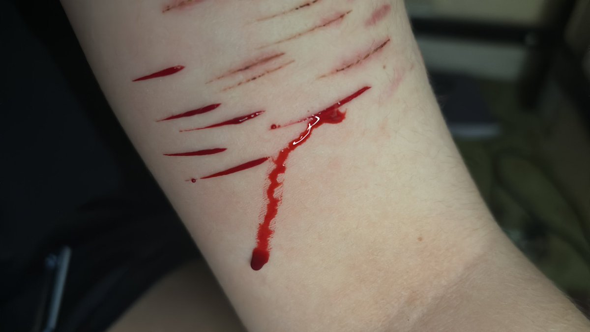 i am so fucjing disgusting