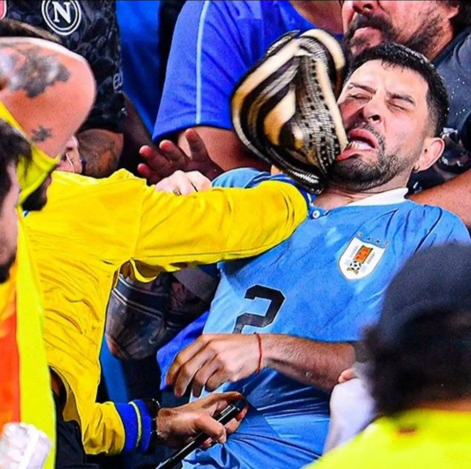 KevinMGO10's tweet photo. Y buenas noches mi pueblo colombiano, duerman tranquilos 🥰 https://t.co/arExwqzIzs