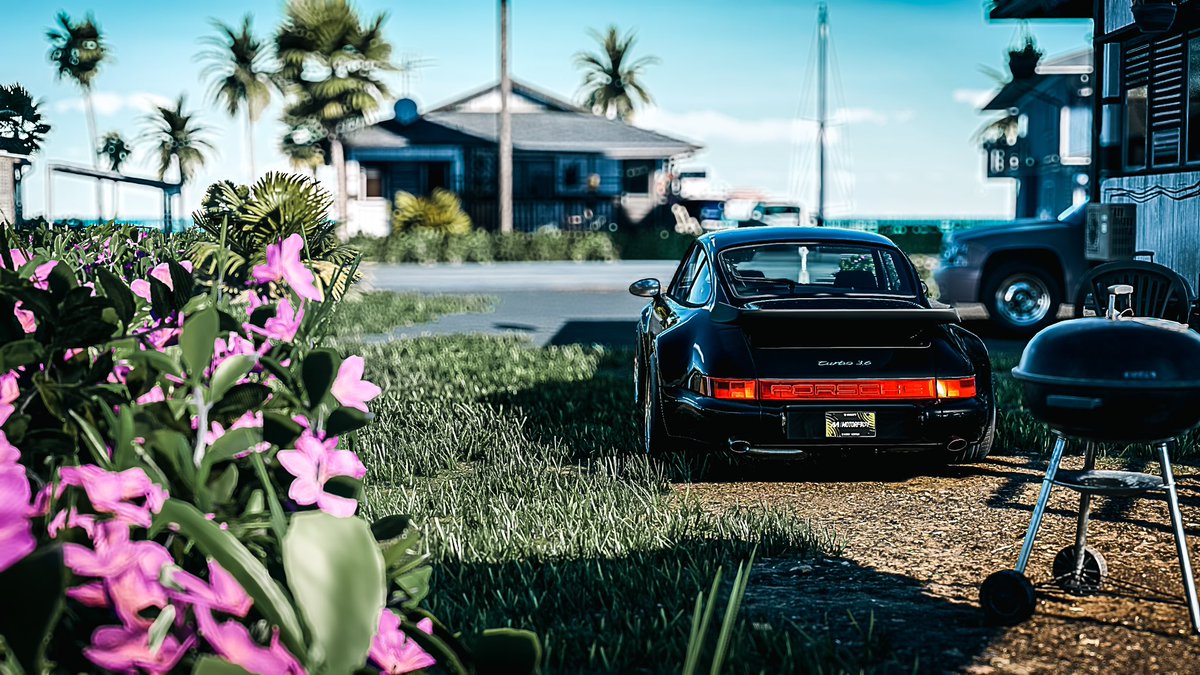 Porsche 911

- #Porsche - #TheCrewMotorfest 
- #VPCONTEXT - #VPSAT
- #GhostArts - #VirtualCarPhotography