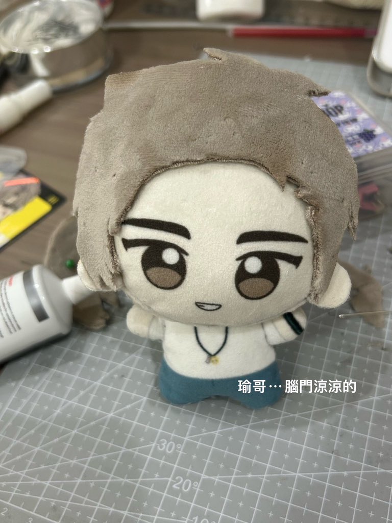 fisb_7's tweet photo. 🥺期待新書！！！！！
瑜哥還沒時間縫XD 先帶阿晨出場一下@gyyggggyyyyy https://t.co/uIW6T1T1FU