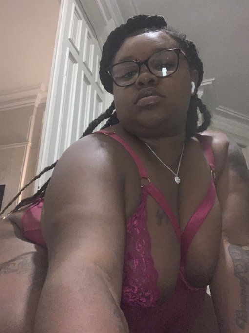 Daddy am I your baby ?? 😩 https://t.co/iY3hnnWrUr<a href="/tag/oldvideos"class="tags"><span>#oldvideos</span></a>