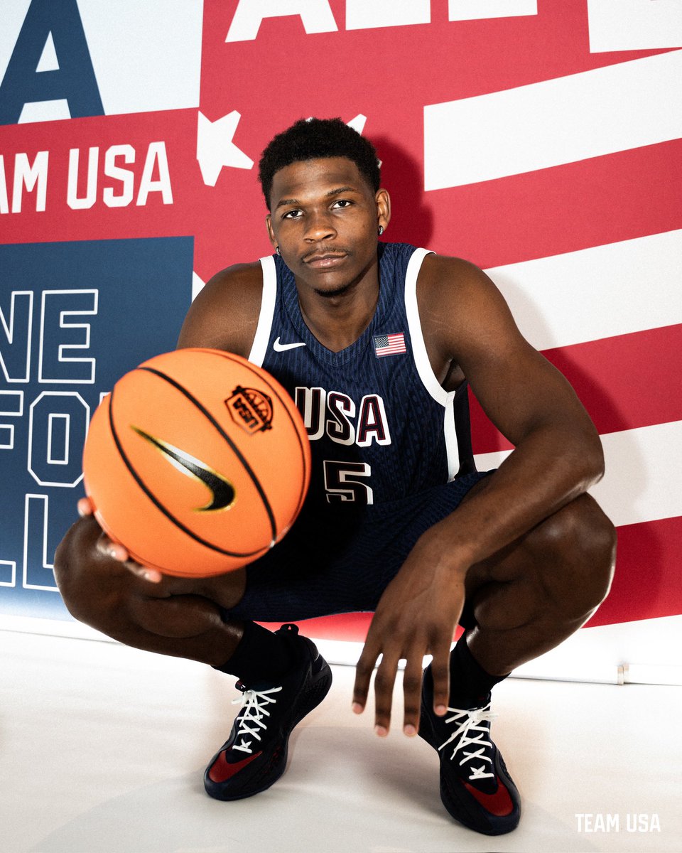 CentralTWolves's tweet image. FIM DE JOGO!
As seleções dos EUA e do Canadá se enfrentaram está noite e tivemos dois jogadores do timberwolves na partida.

Pelo Estados Unidos 🇺🇲, Anthony Edwards liderou todos os marcadores com 13 pontos e 3 rebotes.

Pelo Canadá 🇨🇦, NAW terminou o jogo com 5 pontos.