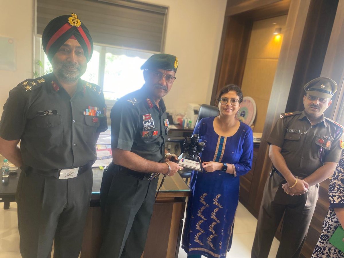 NccDteMPCG's tweet image. #Coord conference: a meeting between ADG, MP &amp;amp; CG Dte, Maj Gen Ajay Mahajan &amp;amp; the mission diterctor, NHM,Ms Priyanka Das,IAS was held and the NHM agreed to conduct free testing of sickle cell disease of NCC Cdts during camps/otherwise
@HQ_DG_NCC
@CMMadhyaPradesh   
@JansamparkMP