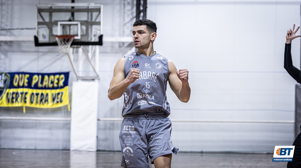 #LDAxBT | "ME ESTOY SINTIENDO MUY BIEN CON LA IDEA DE NICO"

Santiago Pernas fue pieza clave en la victoria de Tabaré frente a Olivol Mundial. Luego del encuentro nos acercamos para dialogar con él.

📝@santimate7 

👉wp.me/p6K7W2-SAS