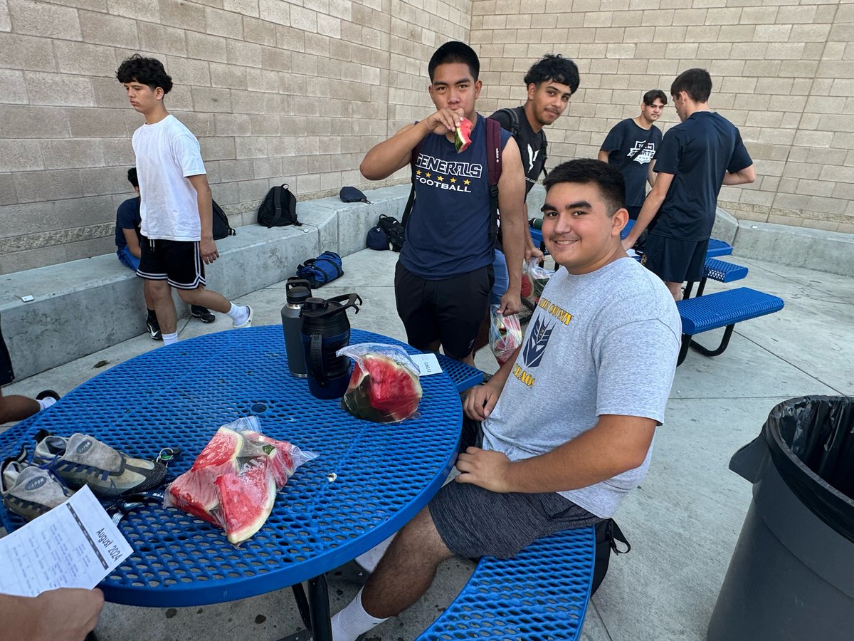 ShafterFootball's tweet photo. A tradition like no other…..watermelon to celebrate the end of summer football. #eattogetherwintogether #GeneralsLead https://t.co/D9tvFUGei2