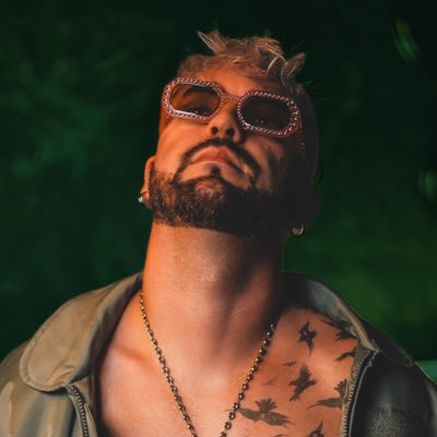 createdbymic's tweet photo. #NewProfilePic https://t.co/S0nvMubB3a