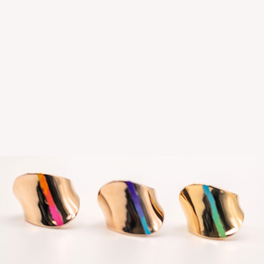 fiorsojewellery's tweet photo. Our new hand-enamelled Chrysalis #rings €175. Available exclusively at Brown Thomas until 11 August.

#handcandy #statementring #jewellery #jewelry #brownthomas @officialbrownthomas #create2024 #newcollection #tropical #colourpop #lovebutterflies #holidayvibes #ring #colours https://t.co/RYCFZgfVQa