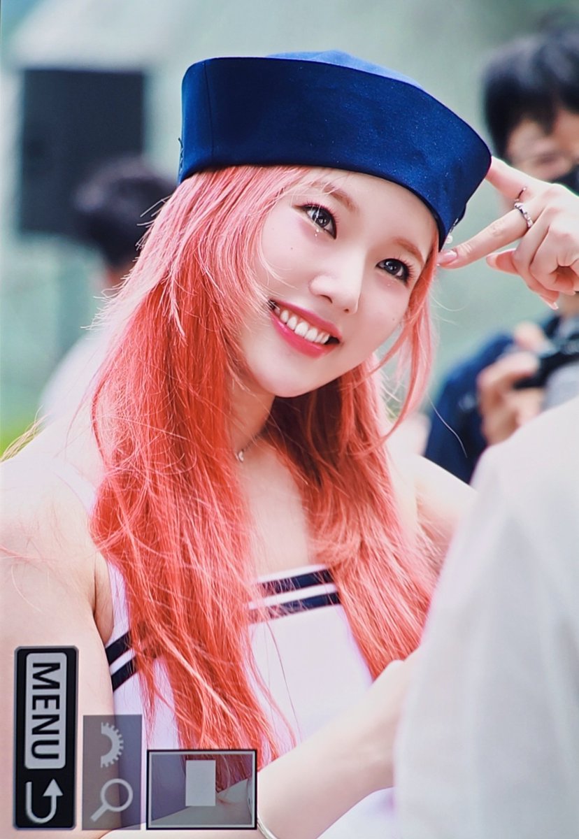 limerence_1212's tweet photo. 240711

#위클리 #Weeekly #수진 #이수진 #soojin #leesoojin https://t.co/a9IsKBChZv