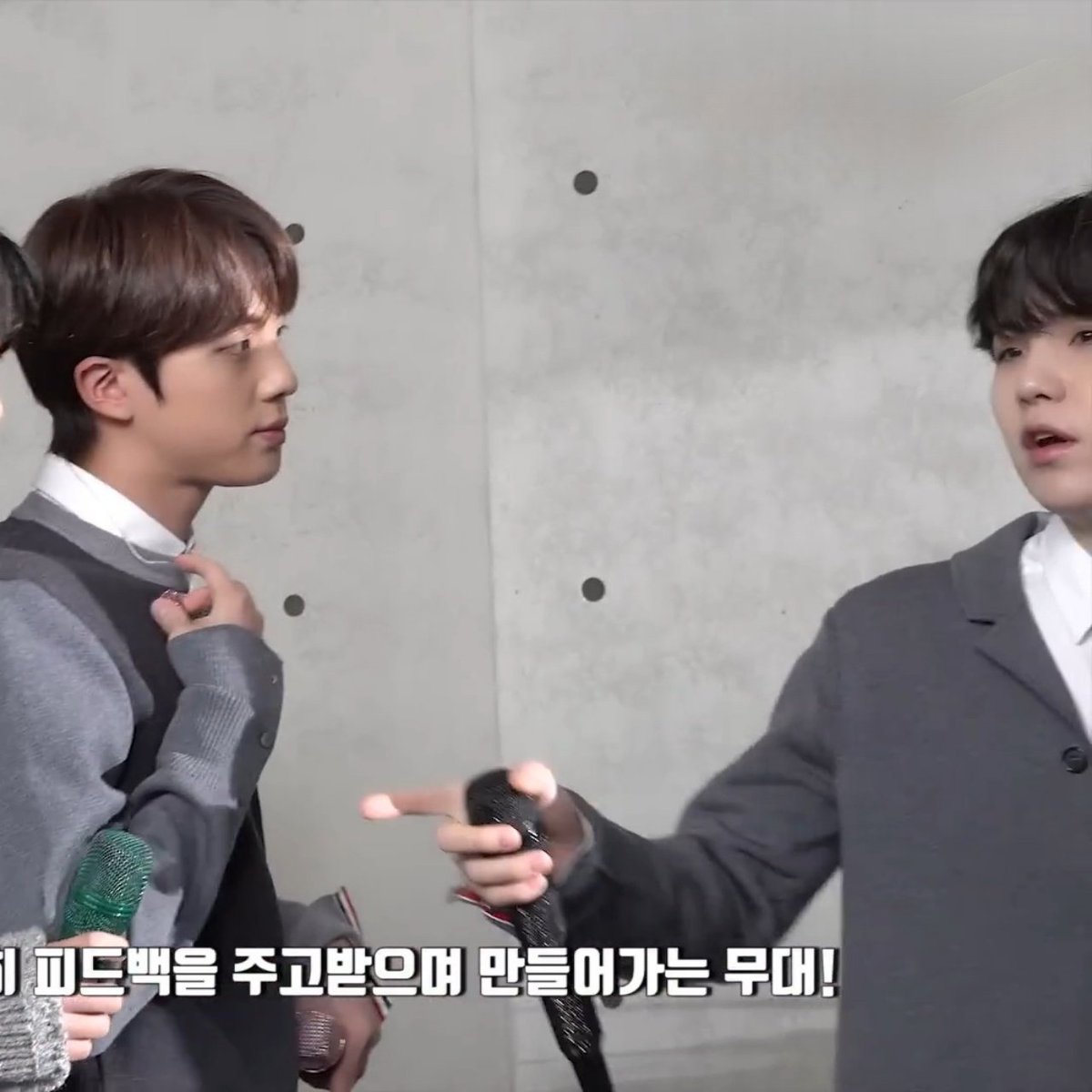 이름없음 tweet media