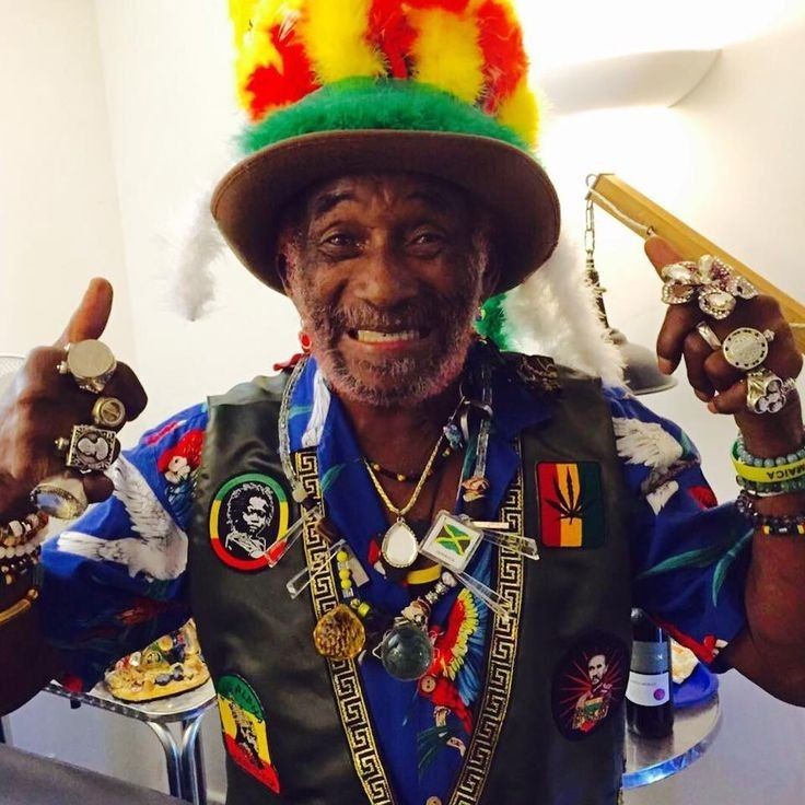 JAH LOVE YOU SHALOM RASTAFARAI H.I.M ❤️💛💚 (@axpap69) on Twitter photo 