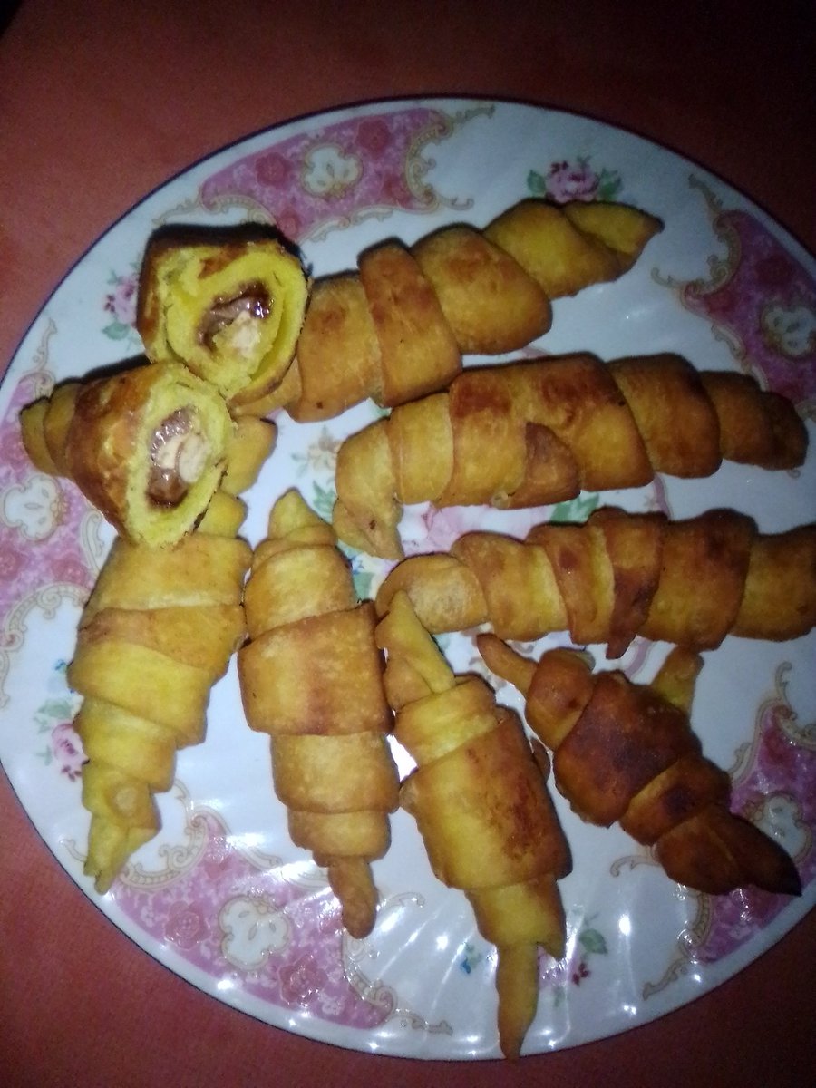 โ Miss Ronita Rivashni โ (@rivashni_2312) on Twitter photo Inspired by our current favourite show #LaughterChefs, my partner in crime & I tried our hand at making croissants for the first time lol ๐๐๐ฏ
PS: okay I didn't quite get the curve down ๐
but it tasted amazing & it ๐ฏ% wasn't raw ๐๐ฏ
<a href="/Thearjunbijlani/">Arjun Bijlani</a>
<a href="/kkundrra/">Karan Kundrra</a> Inspired by our current favourite show #LaughterChefs, my partner in crime & I tried our hand at making croissants for the first time lol ๐๐๐ฏ
PS: okay I didn't quite get the curve down ๐
but it tasted amazing & it ๐ฏ% wasn't raw ๐๐ฏ
<a href="/Thearjunbijlani/">Arjun Bijlani</a>
<a href="/kkundrra/">Karan Kundrra</a>