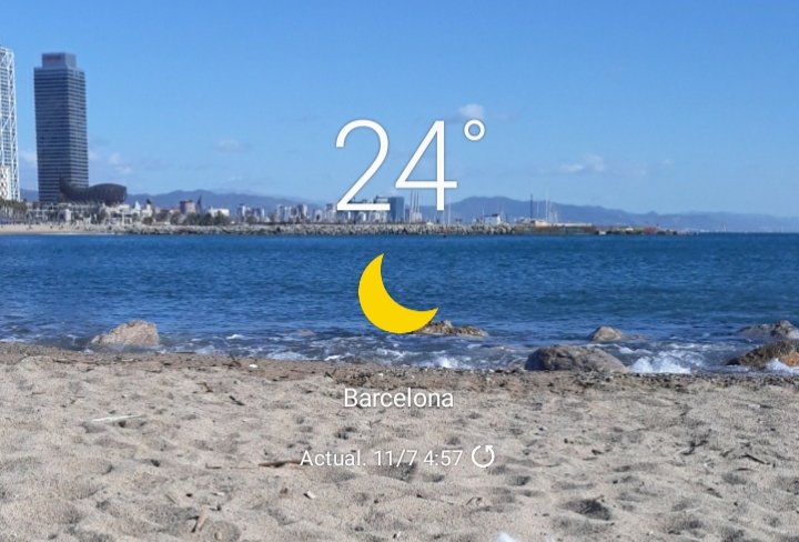 Slofli's tweet image. Hoy sin duda vamos a ser en Barcelona " bollitos calientes ", en el papel de " horno" tendremos al Metro de BCN, que decide alargar las frecuencias para que vayamos bien apretujaditos...
Buenos días Xtwiter@s  !!!!