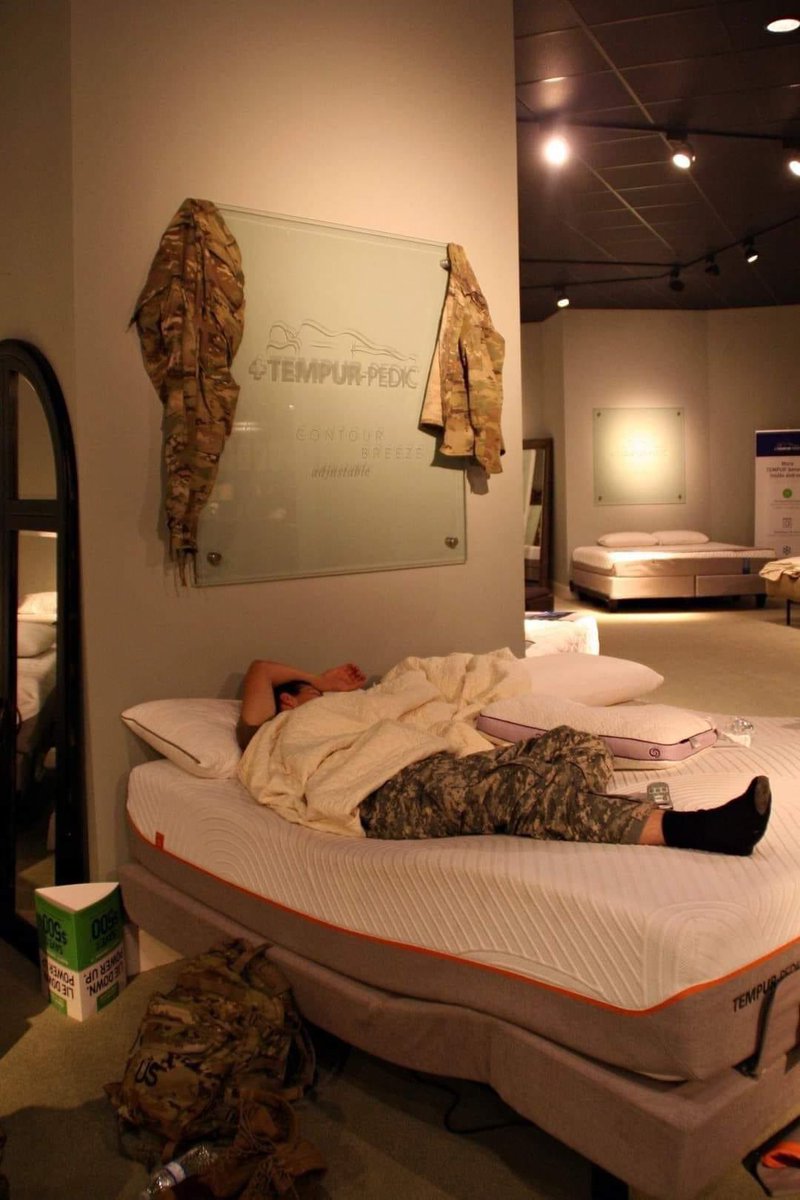 AprilAguirreTx's tweet photo. "We all know that @MattressMack opened his stores as a shelter for Houstonians. What you may not know is that he also opened his mattress showroom up to members of the Texas Army National Guard, so they could get some well deserved rest. "Credit:US Army Photo by Sgt. Steve Johnson