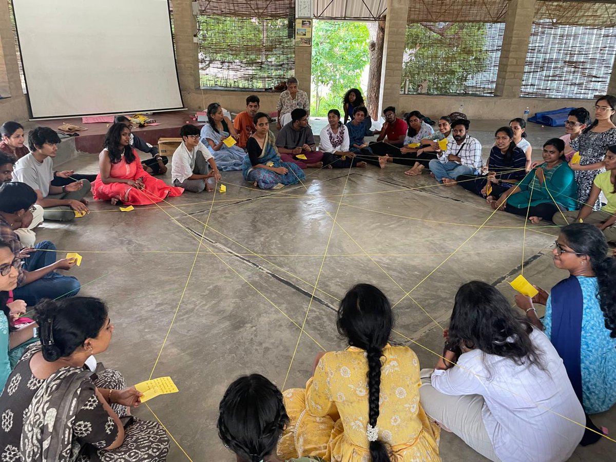 regilalitha's tweet photo. A sensational movement: The RSP in Sittilingi has reached its 6th year - not counting the COVID years, and the enthusiasm of the young medicos is getting amplified. Its fun learning, traveling to the villages, sit down sessions and early morning treks to the forests. https://t.co/cQpLfOf8k2