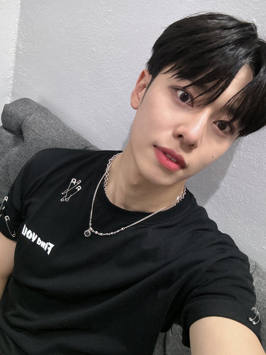 AB6IX_MEMBERS's tweet photo. ¡Es tan divertido! Gracias 💙🇲🇽 https://t.co/J4PGlu7eLS