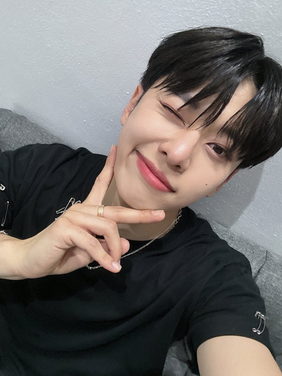 AB6IX_MEMBERS's tweet photo. ¡Es tan divertido! Gracias 💙🇲🇽 https://t.co/J4PGlu7eLS