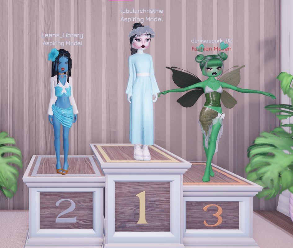 unclechristine's tweet photo. dress to impress on roblox is so addicting I believe I need to be arrested for serving too hard ✨ https://t.co/JlMz3y25CJ