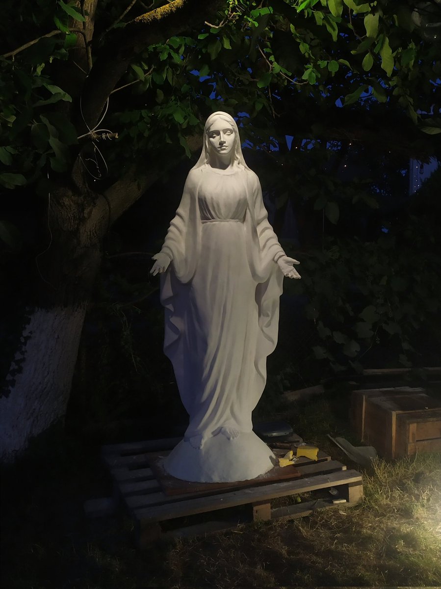 CmutMaksim's tweet photo. #sculpture #sacral #saintmary #ukrainianart #sexymonday #ukrainiansculpture #lnam #art https://t.co/qSjSQoZg13