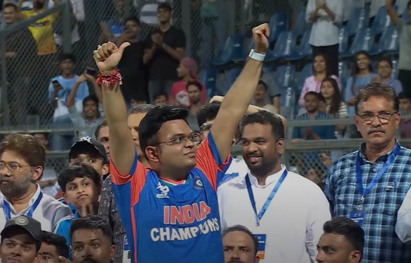 _FaridKhan's tweet photo. Only two options for Mr Jay Shah &amp; BCCI:

- Complete Champions Trophy in Pakistan
- Champions Trophy without India 

You cannot keep on dictating us. Enough is enough now 🇵🇰🇮🇳👍🏽 @JayShah @BCCI https://t.co/eH89kRGSDM