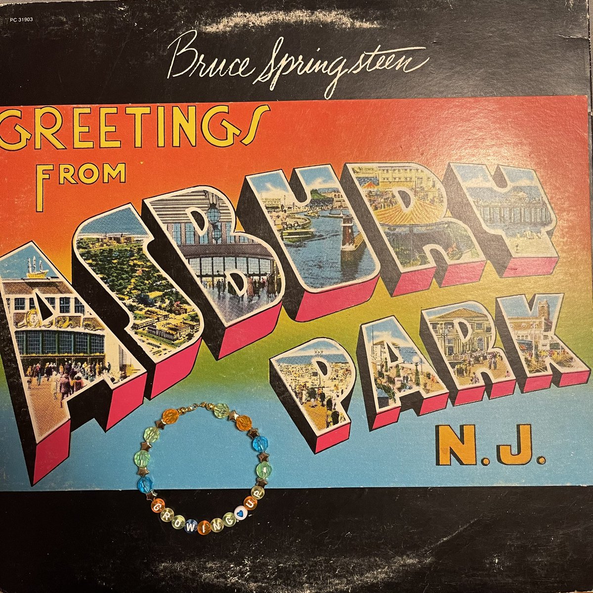 smithkc21's tweet photo. Well, my feet they finally took root in the earth but I got me a nice little place in the stars ✨🧡🫶
#Springsteen #GreetingsFromAsburyParkNJ #GrowinUp #FriendshipBrucelets #BruceSpringsteen https://t.co/E1Ac9CBcRy