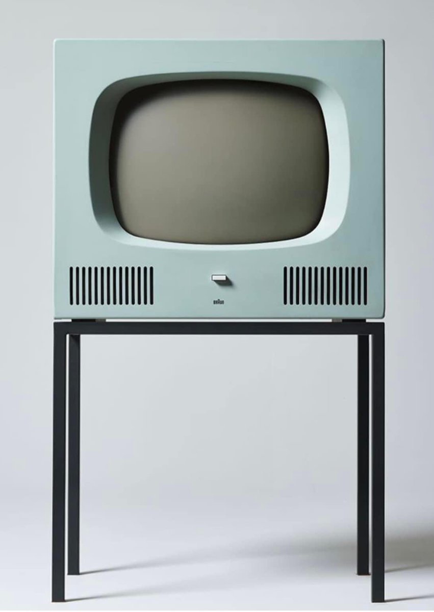 Braun HF1, 1958, by Herbert Hirche who studied at the Bauhaus and later worked at Mies van der Rohes office. A TV design that aged well.