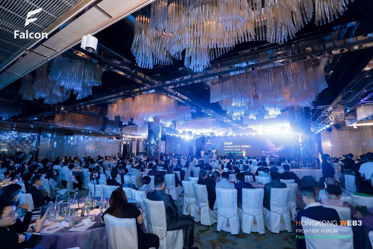 FalconMEV's tweet photo. 📸 Fresh photos from the Hong Kong Web3 Frontier Forum hosted by #FalconMEV!
Check out the exciting moments from the event! 🔥🔥
#HongKongWeb3 #FalconMEV #Blockchain #Cryptocurrency #Web3Forum #EventHighlights #TechInnovation https://t.co/jMzmeqgKrc