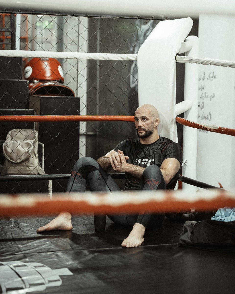 volkan_oezdemir's tweet image. Back to work. Waiting for my next challenge. 🌋

#NoTime