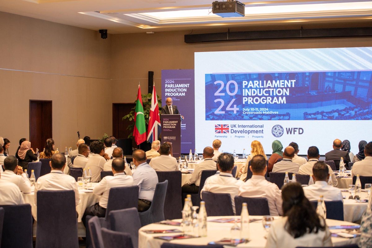 UK in Maldives 🇬🇧🇲🇻 tweet media