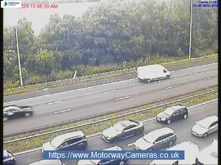 #M62 Westbound remains CLOSED between J8 (Burtonwood) and J7 due to a serious accident - Road not expected to fully re-open before 18:00 - Latest @ Roadca.ms/299